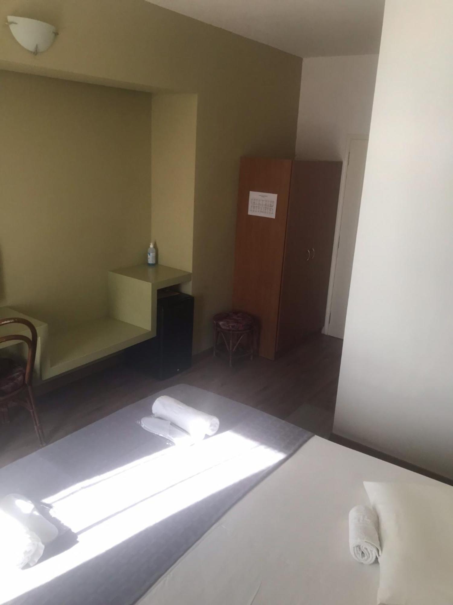 Annema Hotel And Restaurant Монемвазия Экстерьер фото